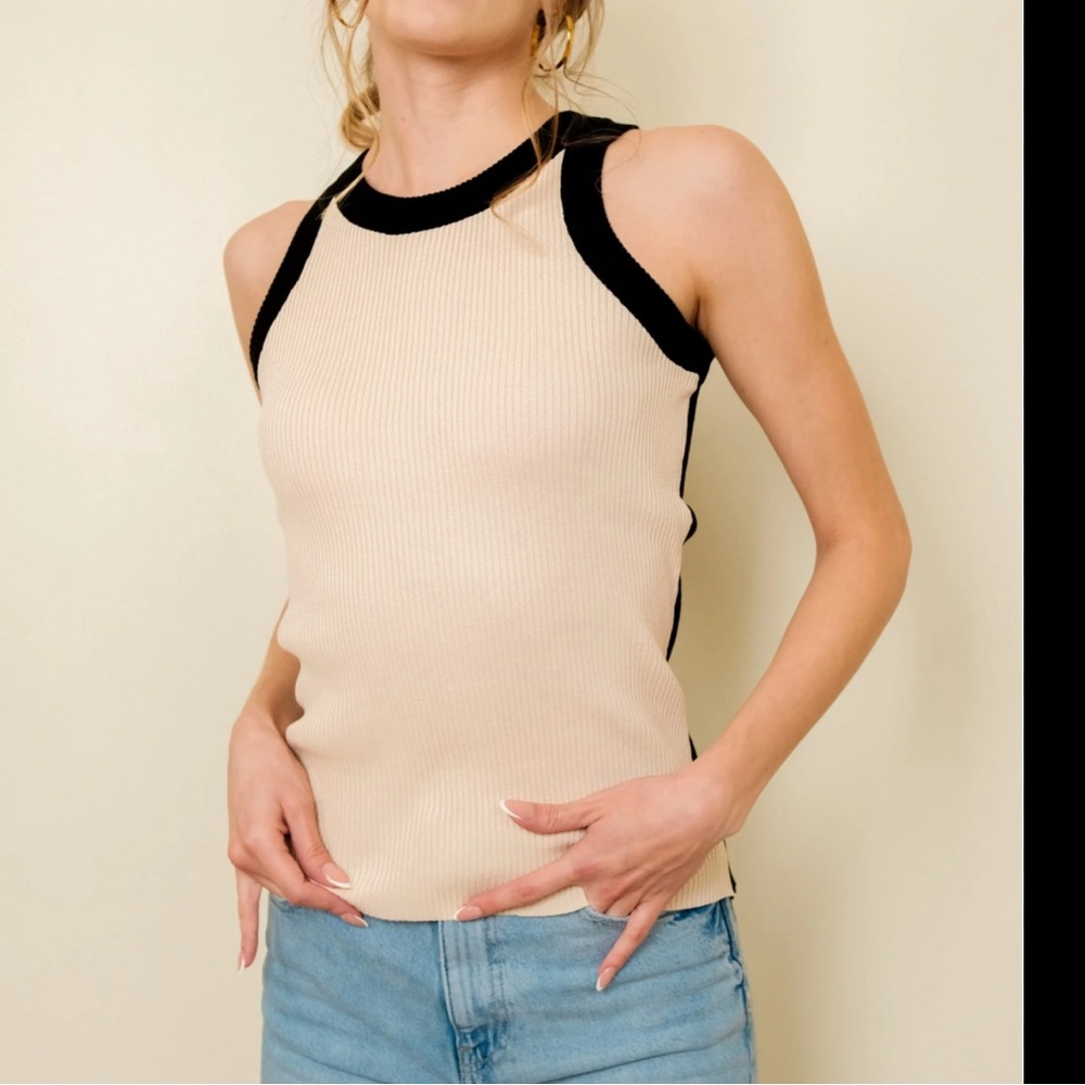 Perfect summer knit top with a very flattering cut